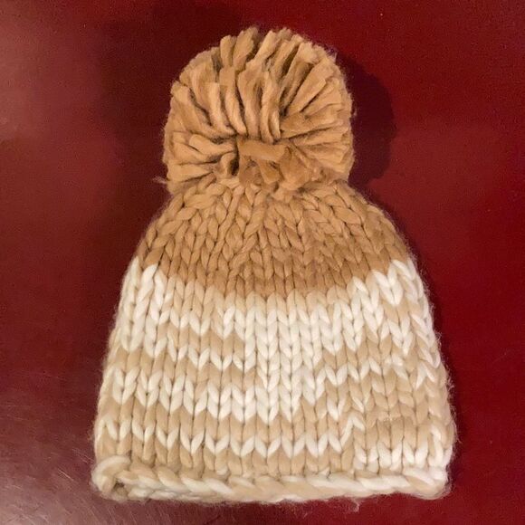 Free People Pom Hat - Picture 2 of 6
